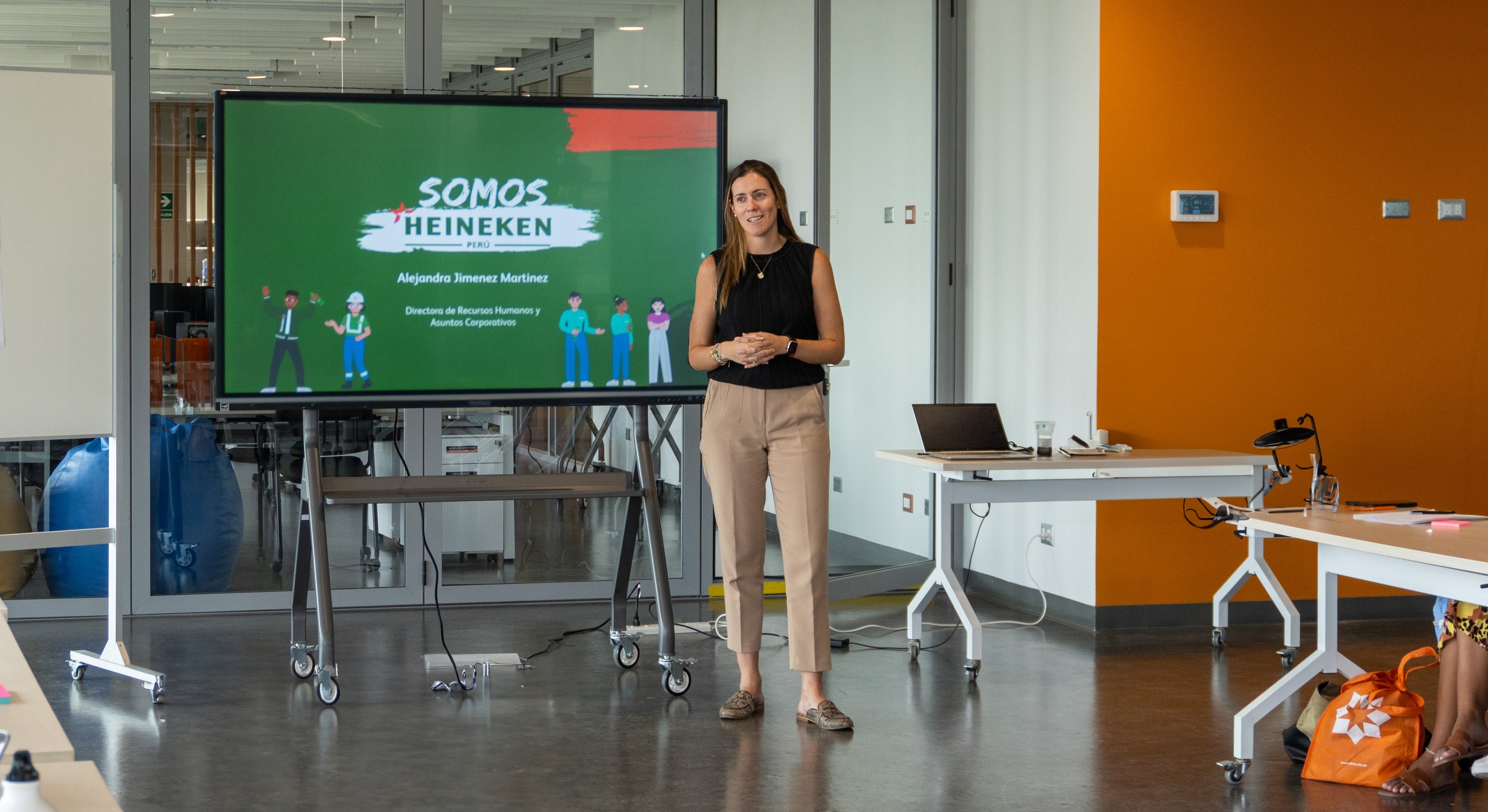 HEINEKEN Perú estuvo presente en el programa de emprendimiento femenino de la Universidad de Lima