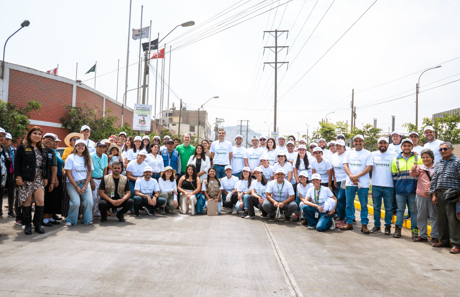 HEINEKEN Perú lidera jornada de forestación en Santa María de Huachipa